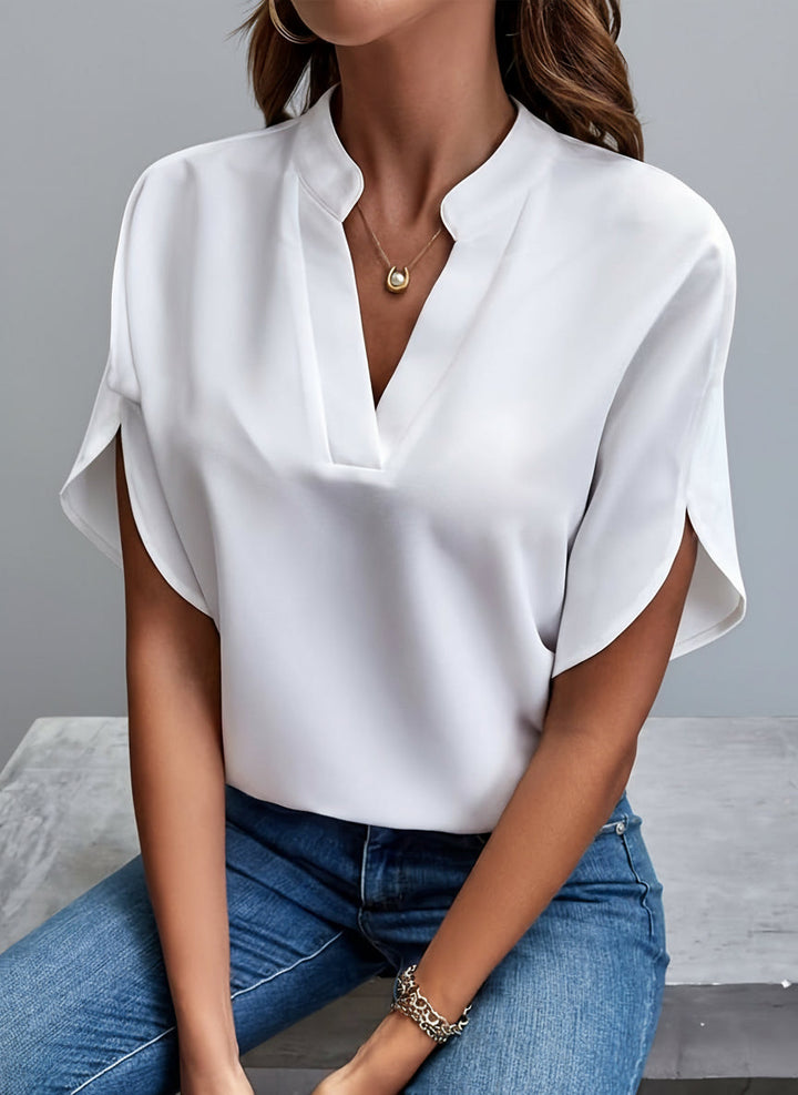 Flora - Chic and Timeless Blouse