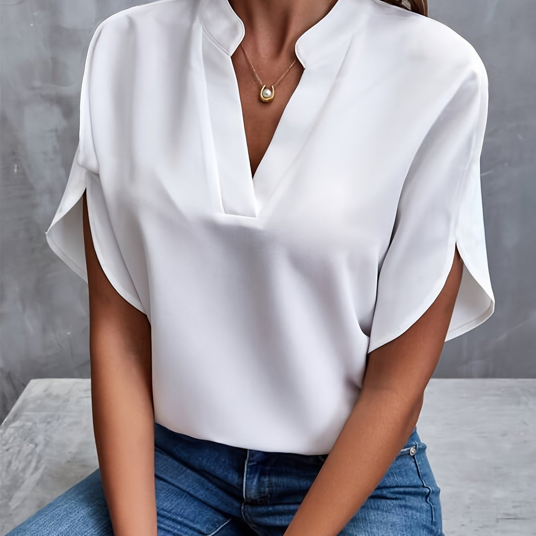 Flora - Chic and Timeless Blouse
