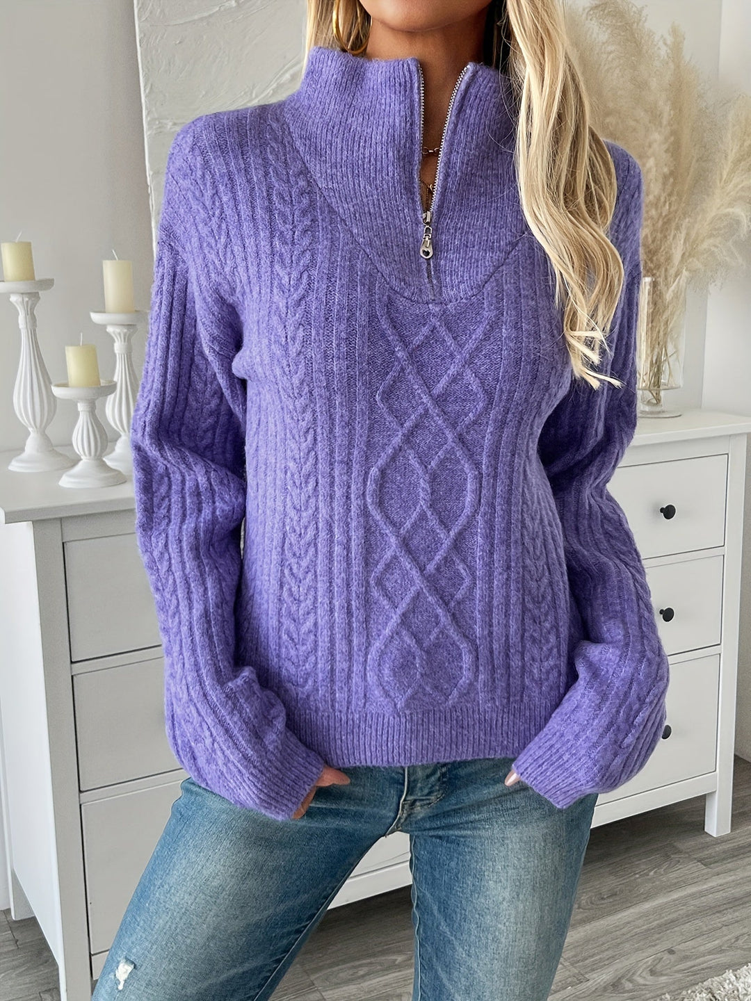 Elin - Ladies' zip-up cable knit jumper